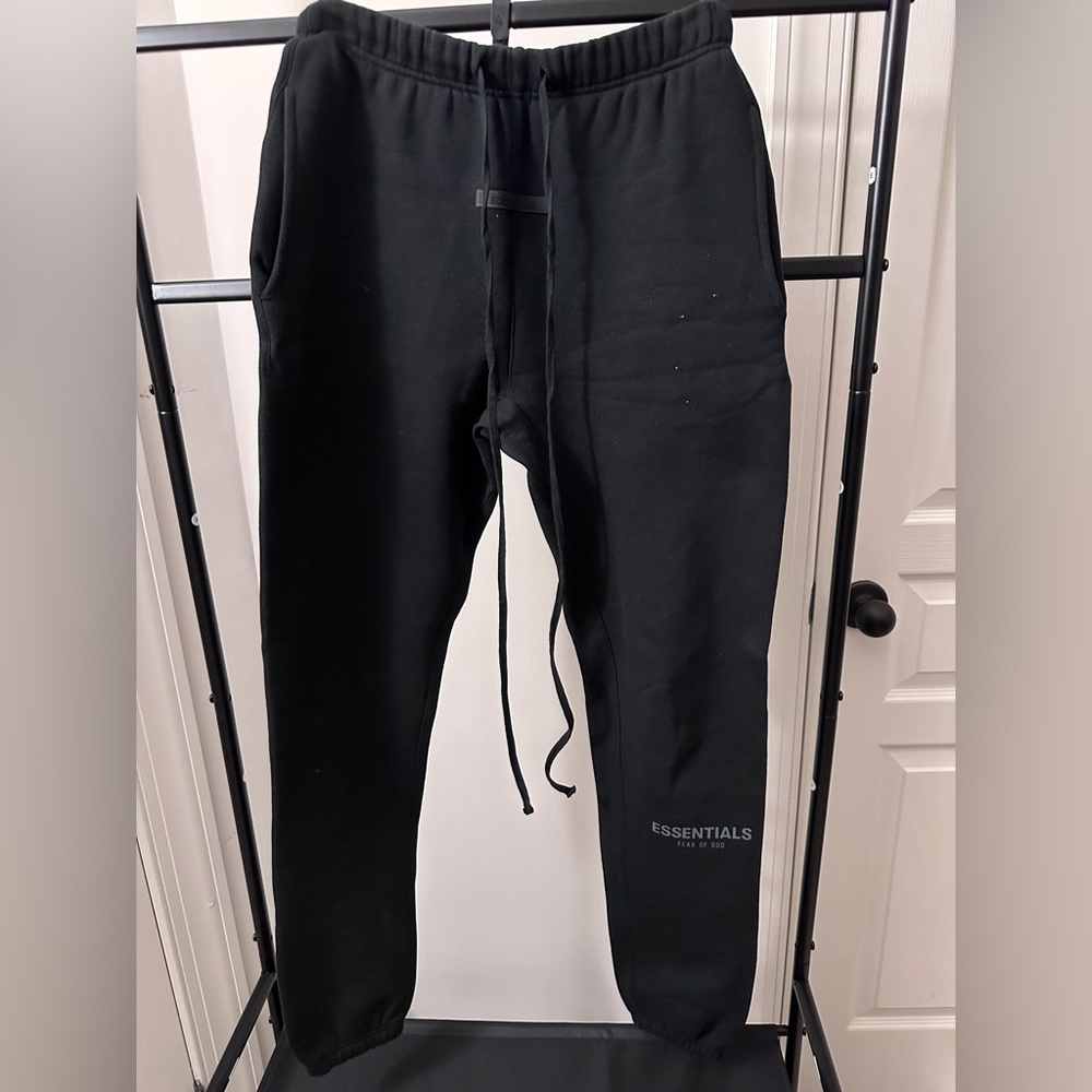 Fear of God Essentials - Joggers - Black